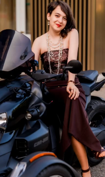 Gabi Photo 12